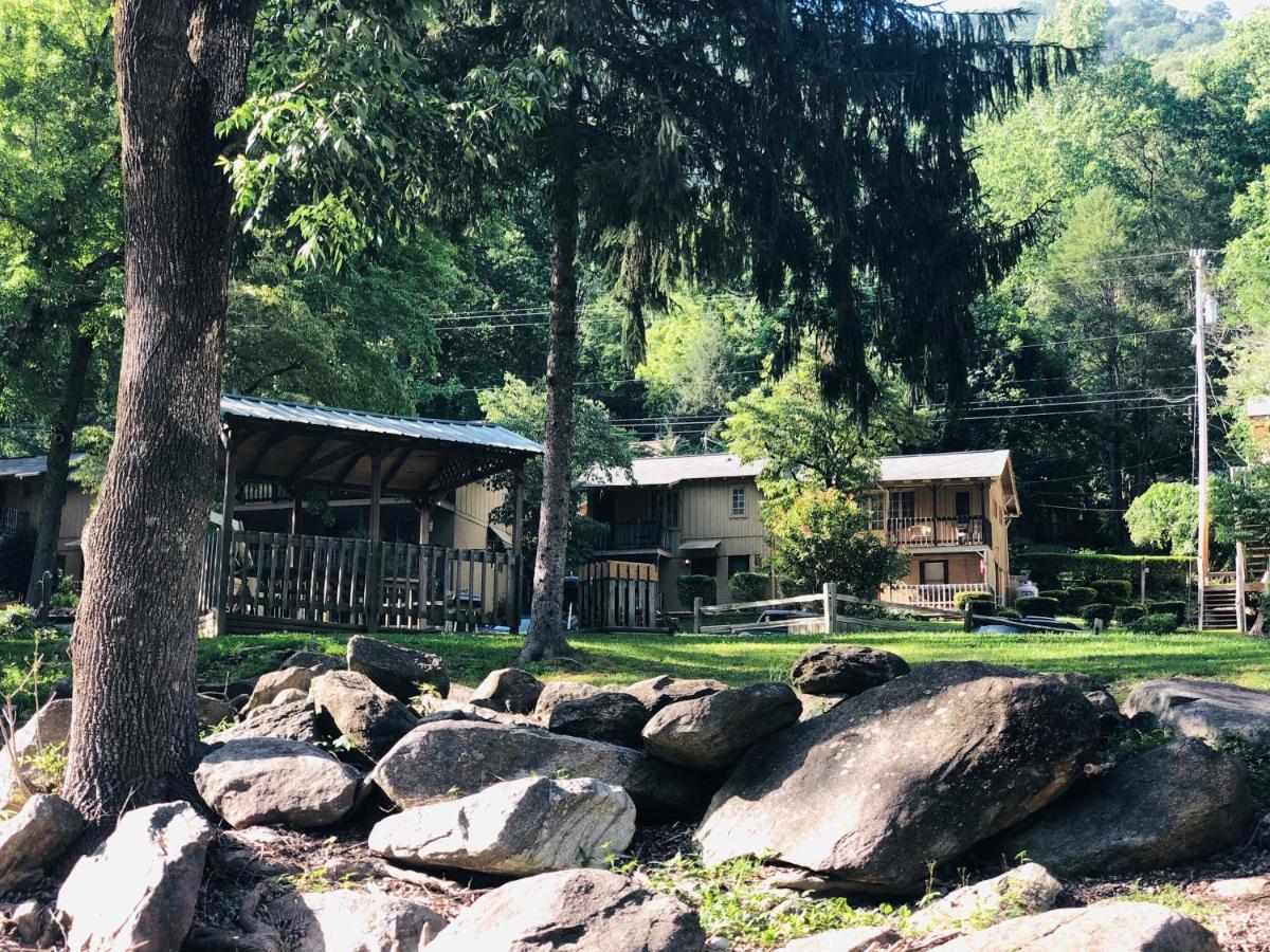 The Evening Shade River Lodge And Cabins Chimney Rock Exterior foto